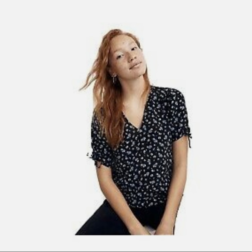 Madewell Silk Cinch-Sleeve Top in Baby’s Breath